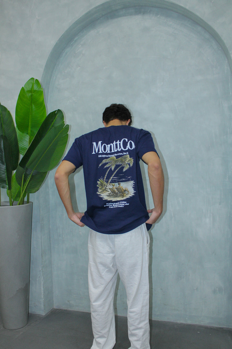 Camiseta Beyond Screen