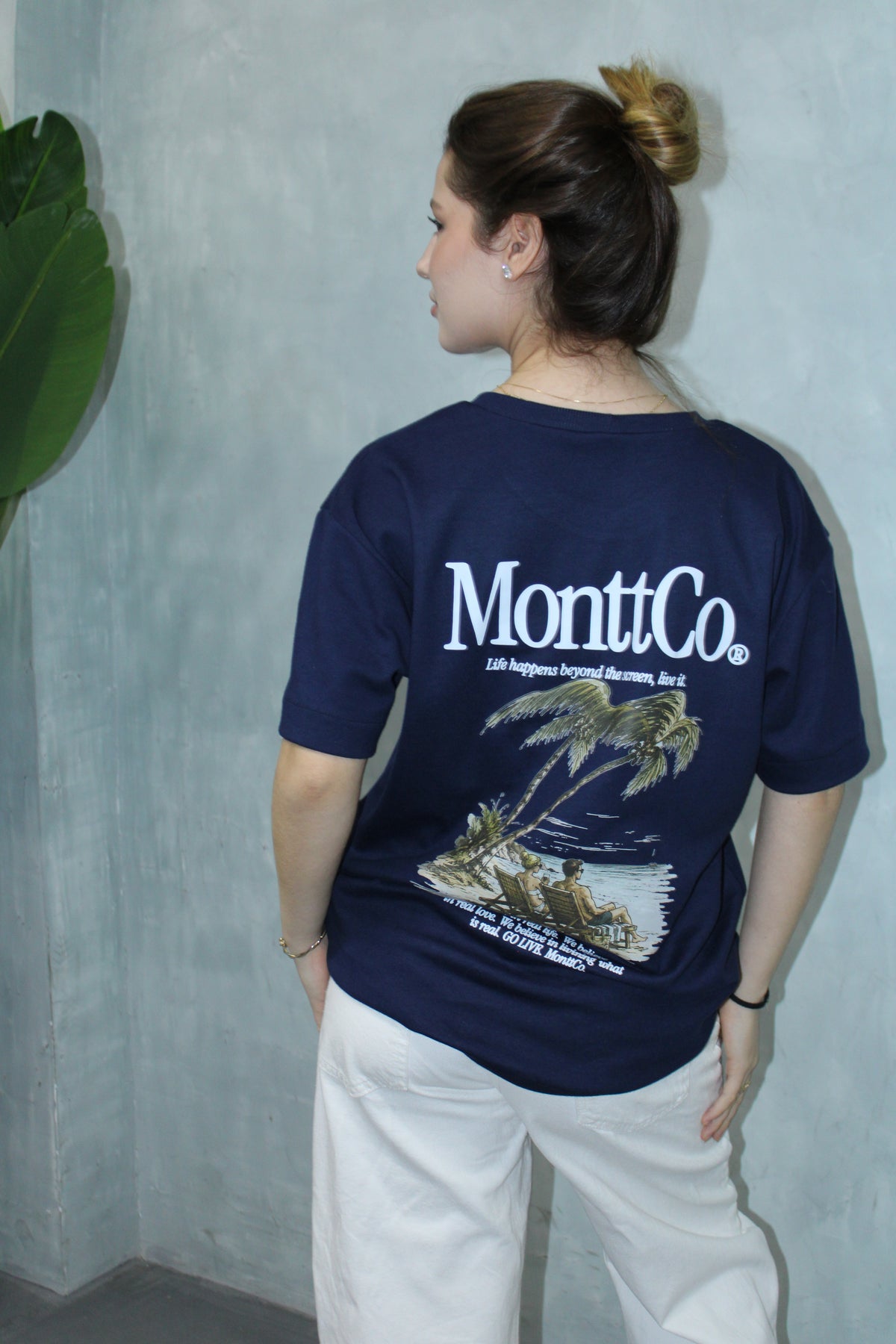 Camiseta Beyond Screen