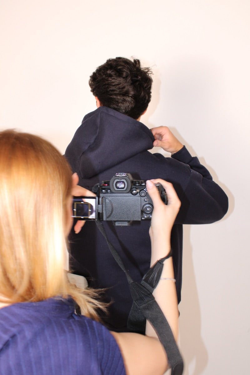 Fotógrafa em ação nos bastidores